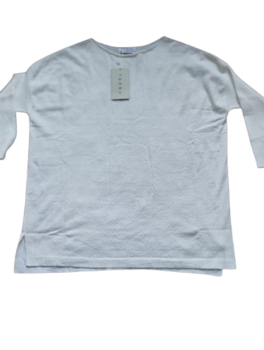 New With Tags TERRA Soft Knit White Sweater Size L